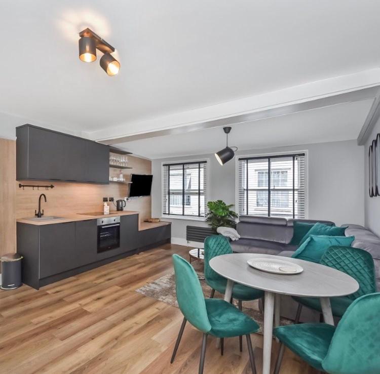 Cuckoo Rooms Колчестер Экстерьер фото